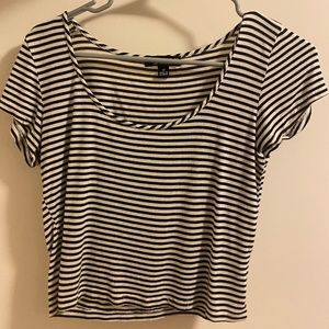 Stripped Crop Top